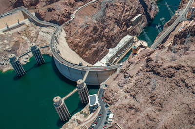 Experience the Hoover with a guided dam tour Experience the Hoover with a guided dam tour
