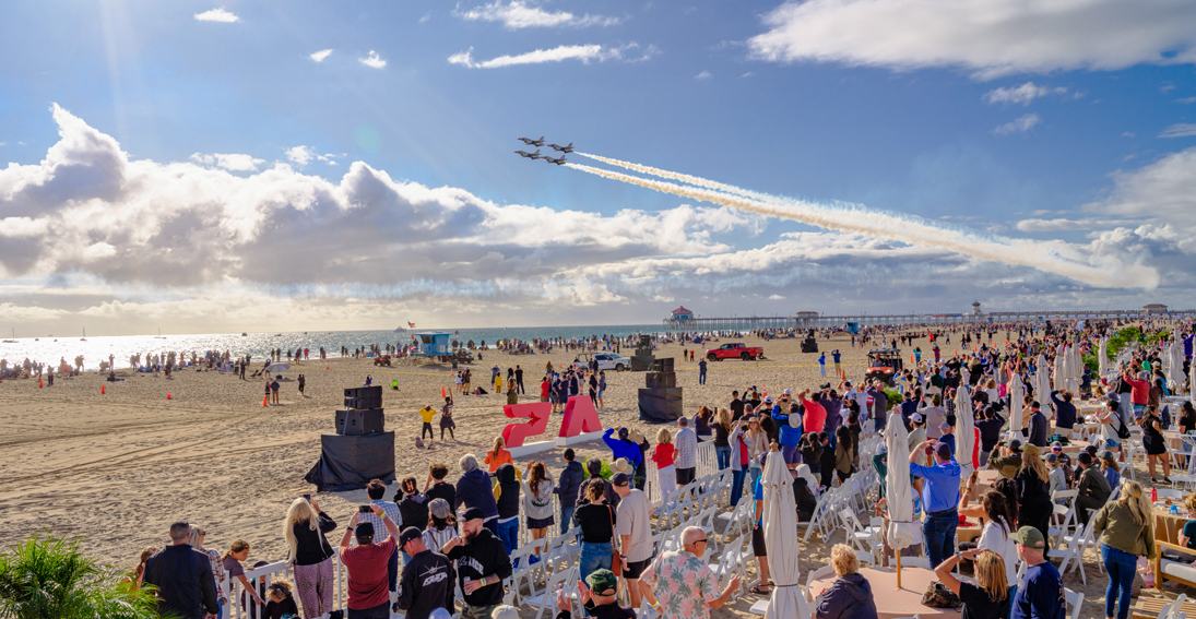 Pacific Air Show aerial demonstration with military aircraft